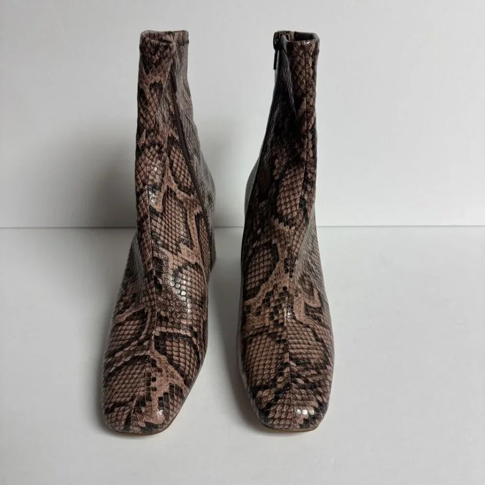 Steve Madden new box